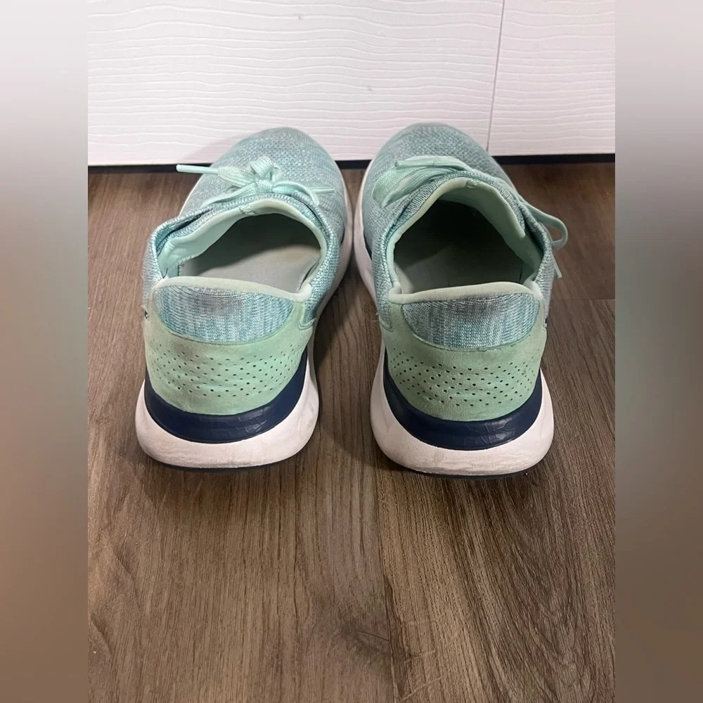 Kizik Light Teal Knit Women's Athletic Sneakers